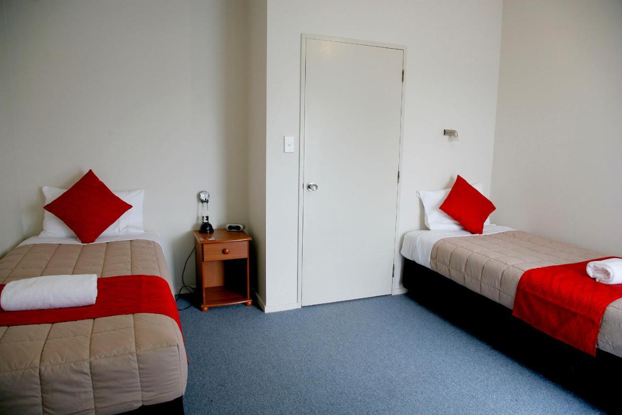 Touchwood Motor Lodge Pukekohe Exterior foto