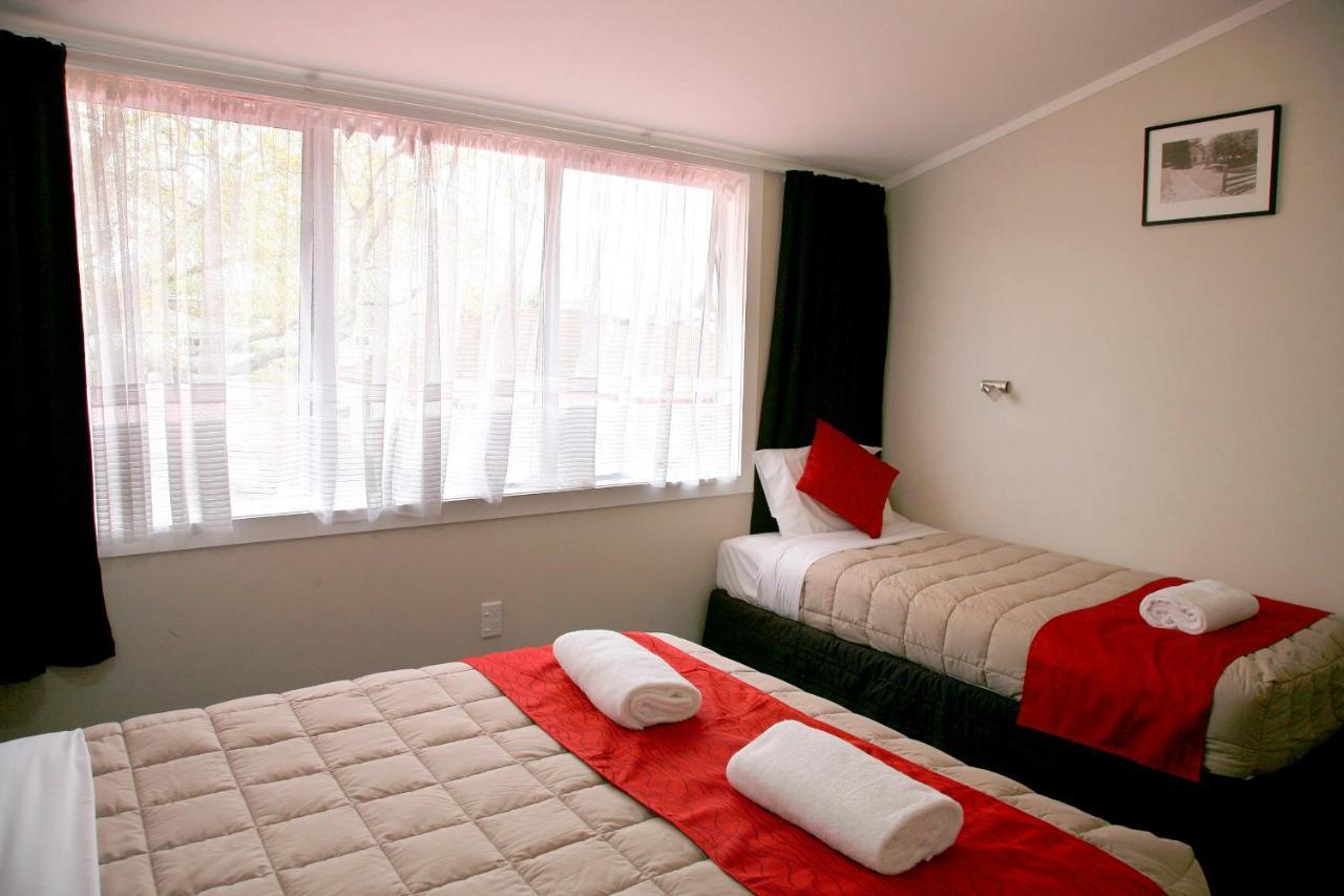 Touchwood Motor Lodge Pukekohe Exterior foto